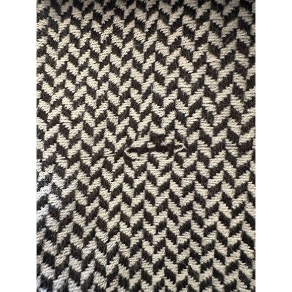 Banana Republic Women's Houndstooth Poncho Sweater Black & White - Picture 5 of 7